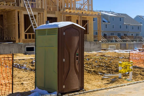 Best Portable restroom solutions  in Saddle Rock, NY